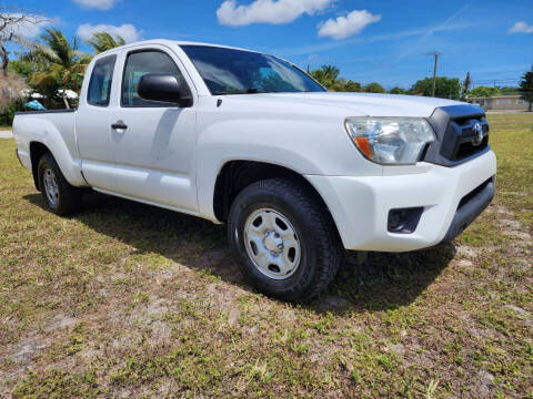 2015 Toyota Tacoma for sale at American Trucks and Equipment in Hollywood FL