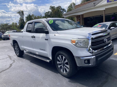 2014 Toyota Tundra SR5