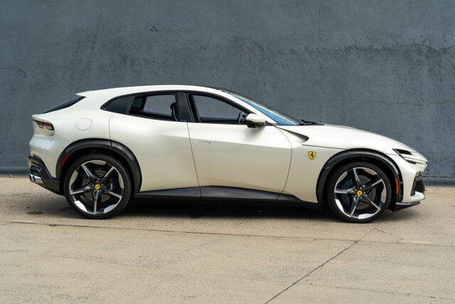 2023 Ferrari Purosangue