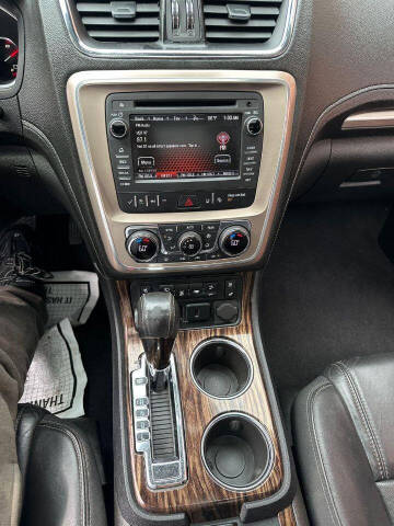 2015 GMC Acadia Denali