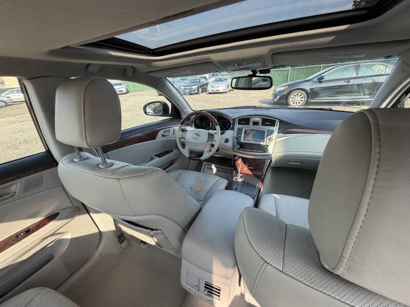 2012 Toyota Avalon Limited