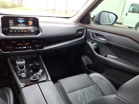 2023 Nissan Rogue Platinum