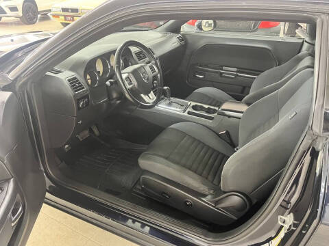 2012 Dodge Challenger SXT