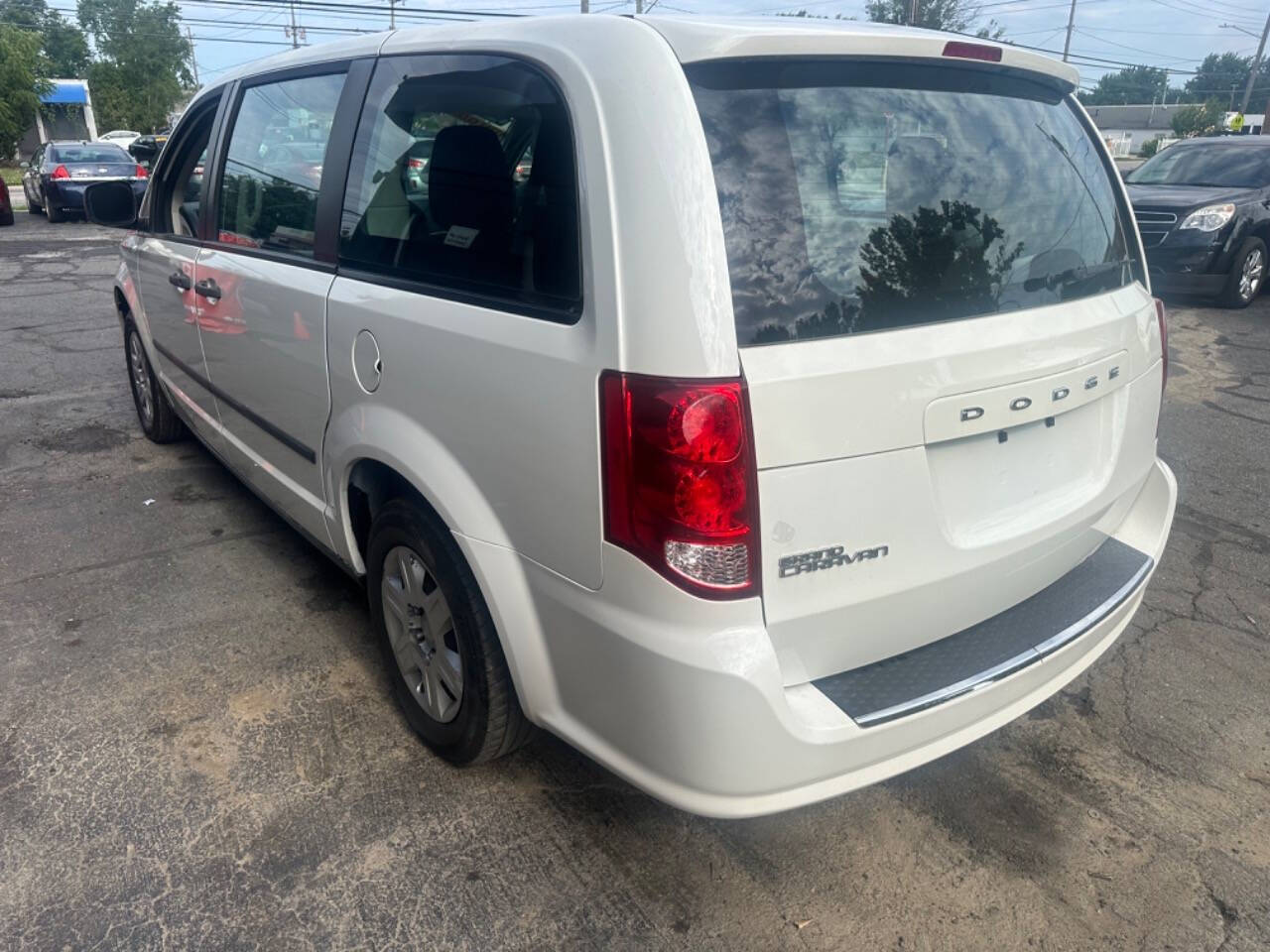 2013 Dodge Grand Caravan for sale at Good Guyz Auto in Cleveland, OH