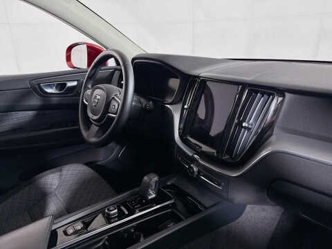 2023 Volvo XC60 B5 Core
