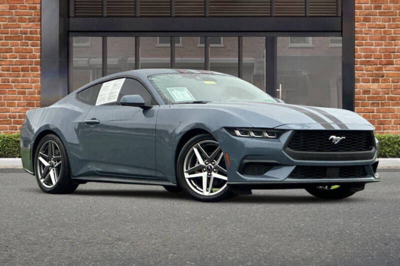 2024 Ford Mustang EcoBoost