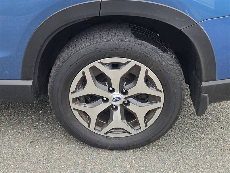 2022 Subaru Forester Premium