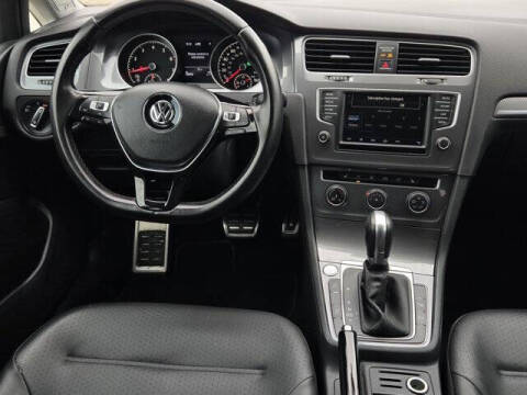 2017 Volkswagen Golf Alltrack