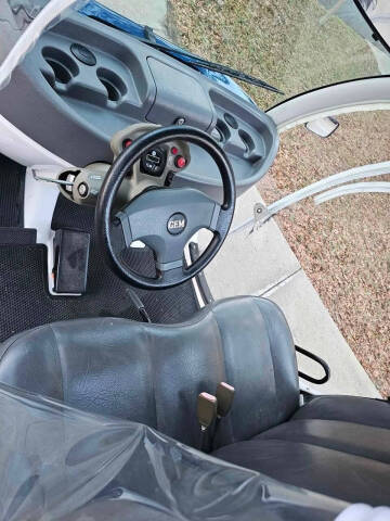 2002 GEM E2