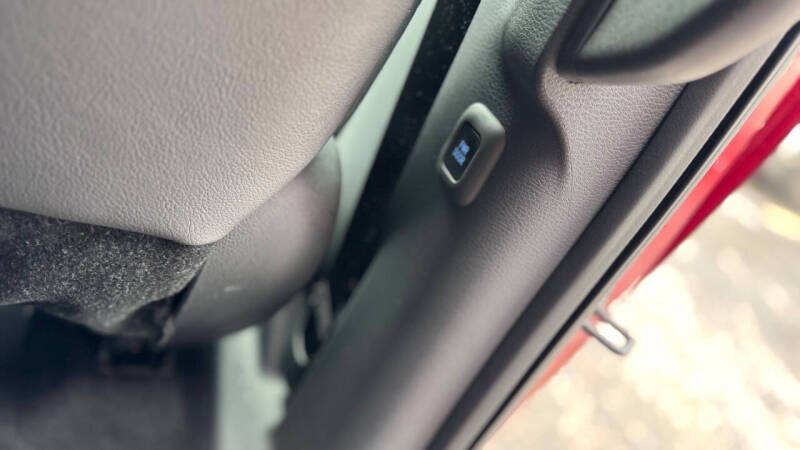 2023 Toyota Sienna XSE 7-Passenger