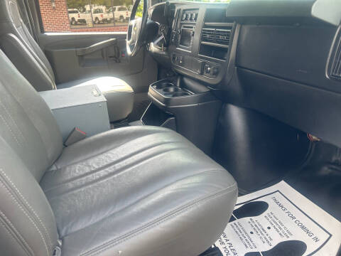 2017 Chevrolet Express 2500