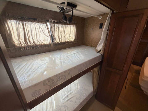 2013 Freightliner MH Chassis