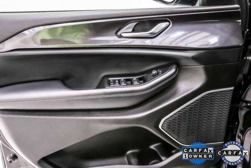 2022 Jeep Grand Cherokee L Altitude