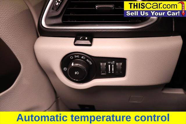 2017 Chrysler Pacifica Touring-L Plus