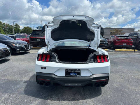 2025 Ford Mustang Dark Horse