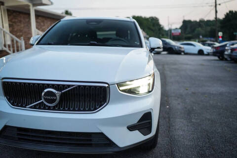 2023 Volvo XC40 B5 Core