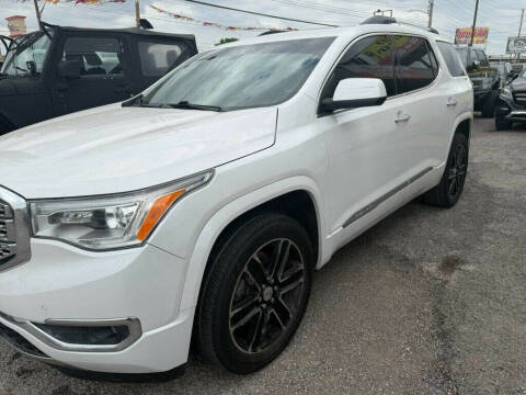 2017 GMC Acadia Denali