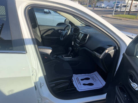 2015 Jeep Cherokee Altitude