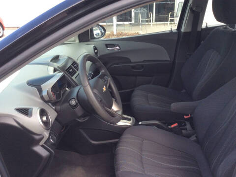 2016 Chevrolet Sonic LT Auto