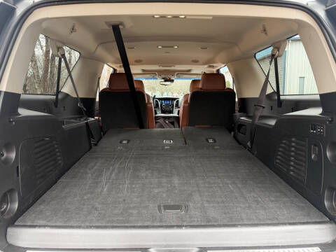 2018 Cadillac Escalade ESV Luxury