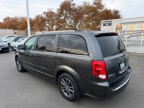 2017 Dodge Grand Caravan SXT