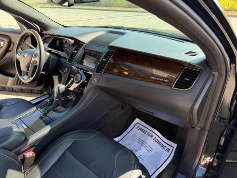 2014 Ford Taurus Limited