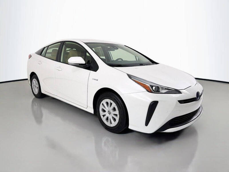 2020 Toyota Prius LE