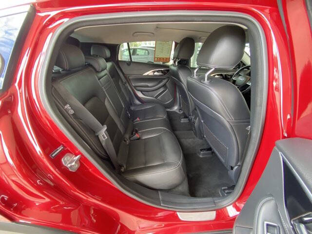 2019 Infiniti QX30 Essential