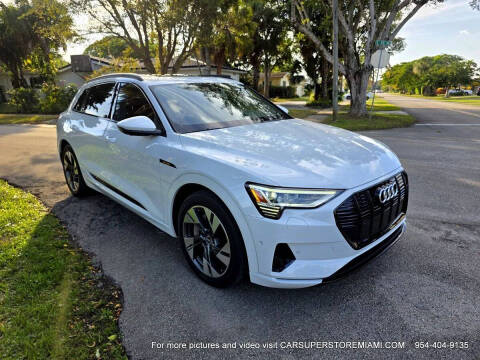 2021 Audi e-tron quattro Premium