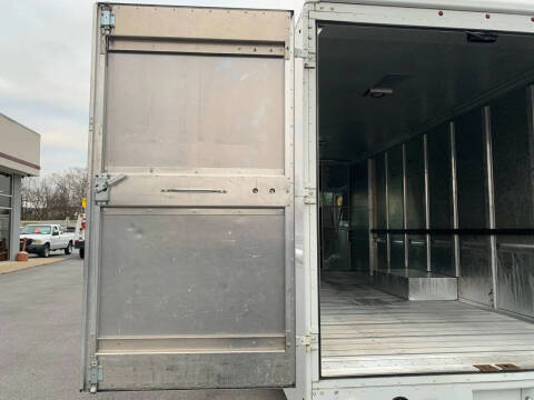 2013 Ford E-Series E-450 SD