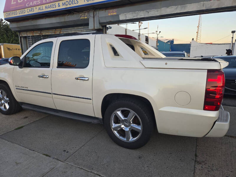 2012 Chevrolet Avalanche LTZ