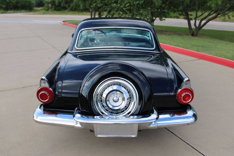 1956 Ford Thunderbird