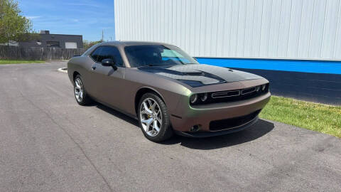 2015 Dodge Challenger SXT Plus