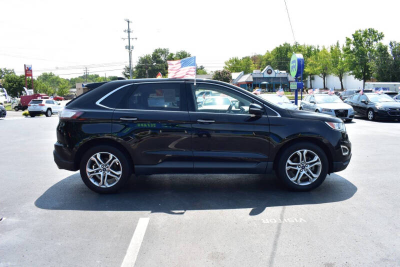 2017 Ford Edge Titanium