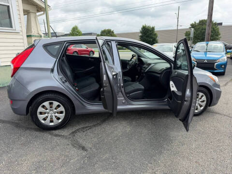 2017 Hyundai Accent