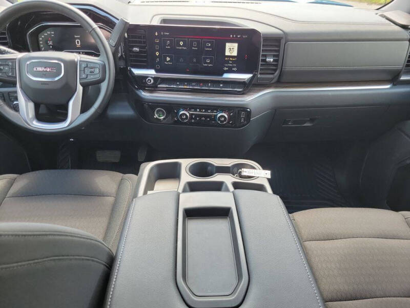 2023 GMC Sierra 1500 Elevation Standard
