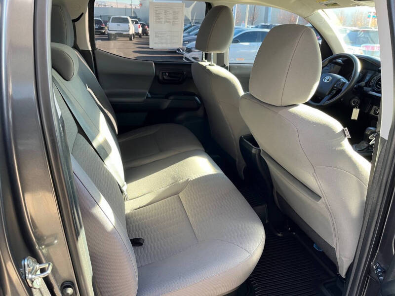 2019 Toyota Tacoma SR5 V6