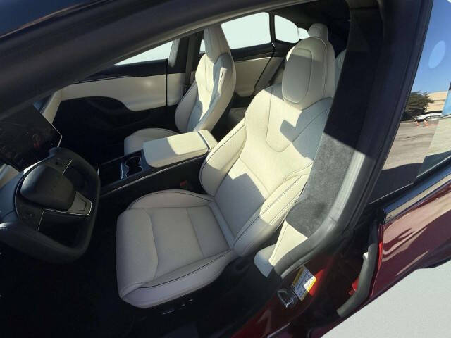 2023 Tesla Model S Plaid