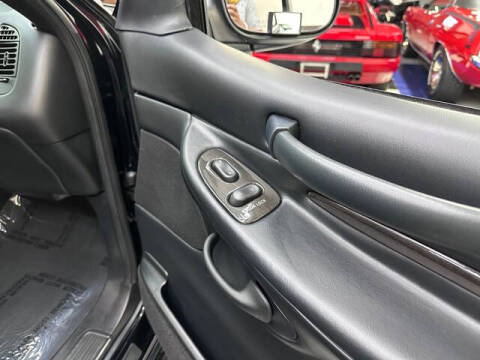 2002 Lincoln Blackwood