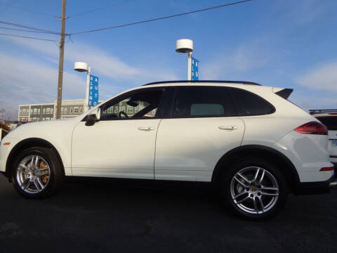 2016 Porsche Cayenne S