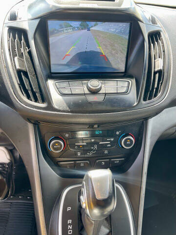 2017 Ford C-MAX Hybrid SE