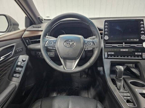 2022 Toyota Avalon Hybrid Limited