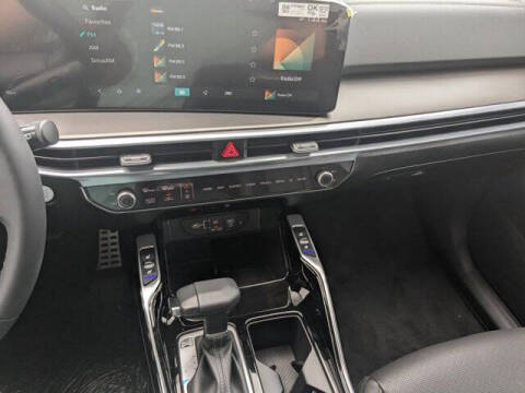 2025 Kia Sorento SX