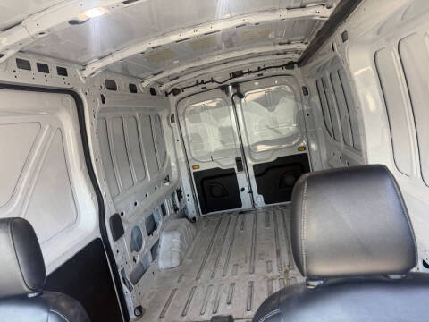 2023 Ford Transit