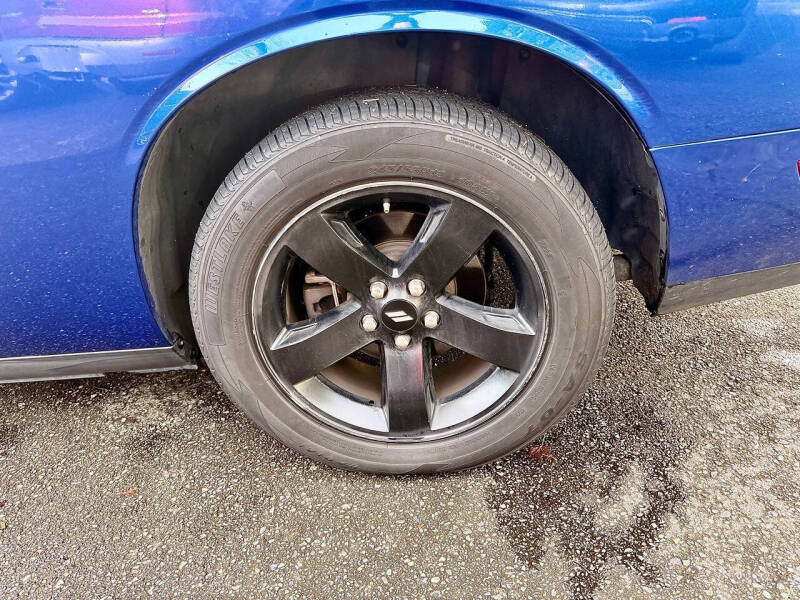 2012 Dodge Challenger SXT