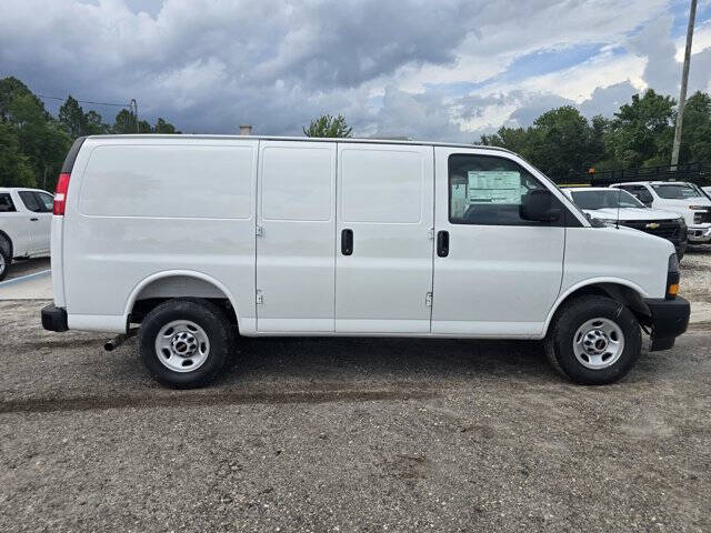2025 GMC Savana 2500