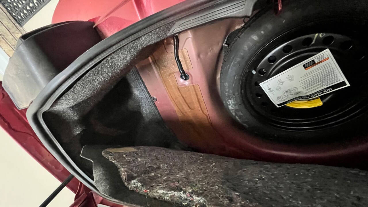2004 Ford Mustang 28
