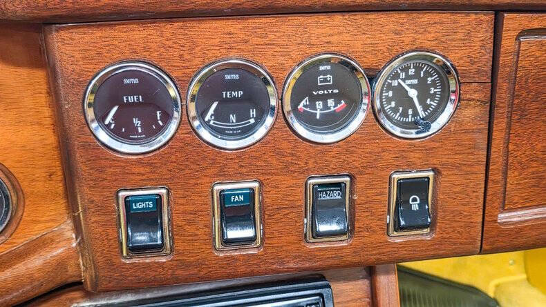 1975 MG MGB