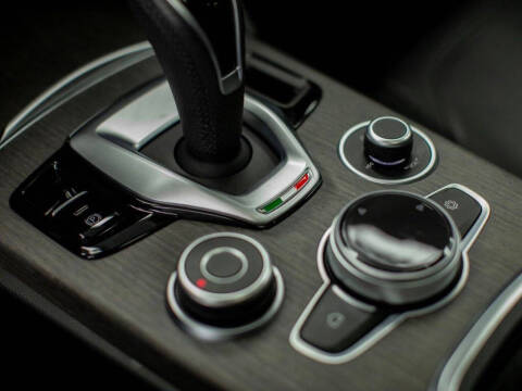 2022 Alfa Romeo Stelvio Ti