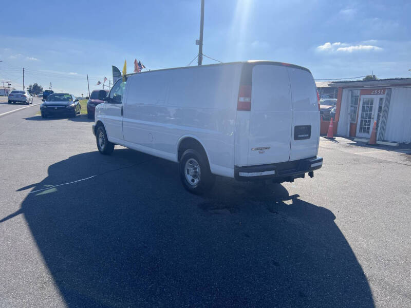 2019 Chevrolet Express 2500